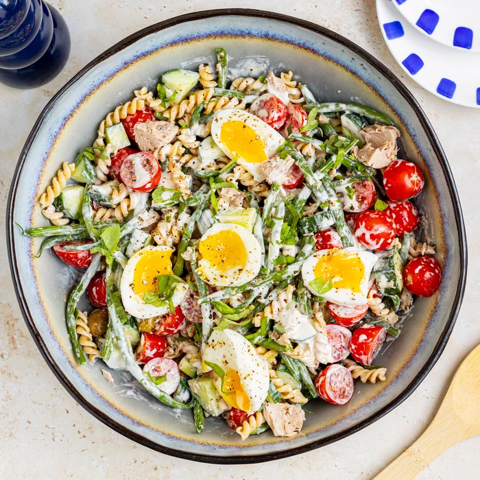 Pasta salade nicoise