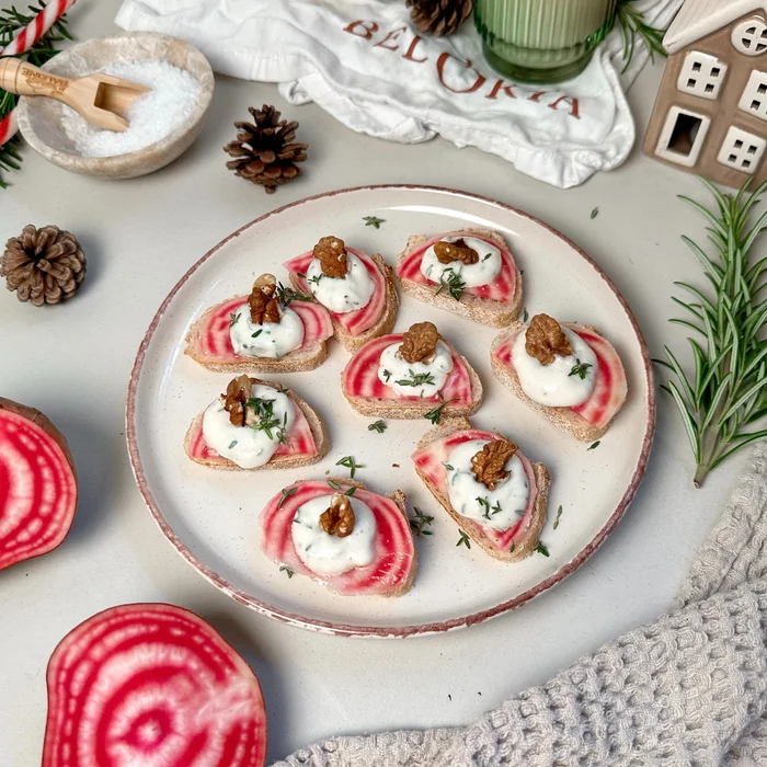 Toast met chioggiabiet