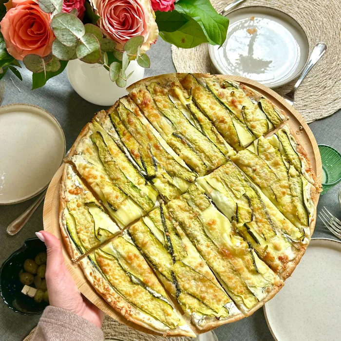 Plaattaart met courgette, ricotta en parmezaan