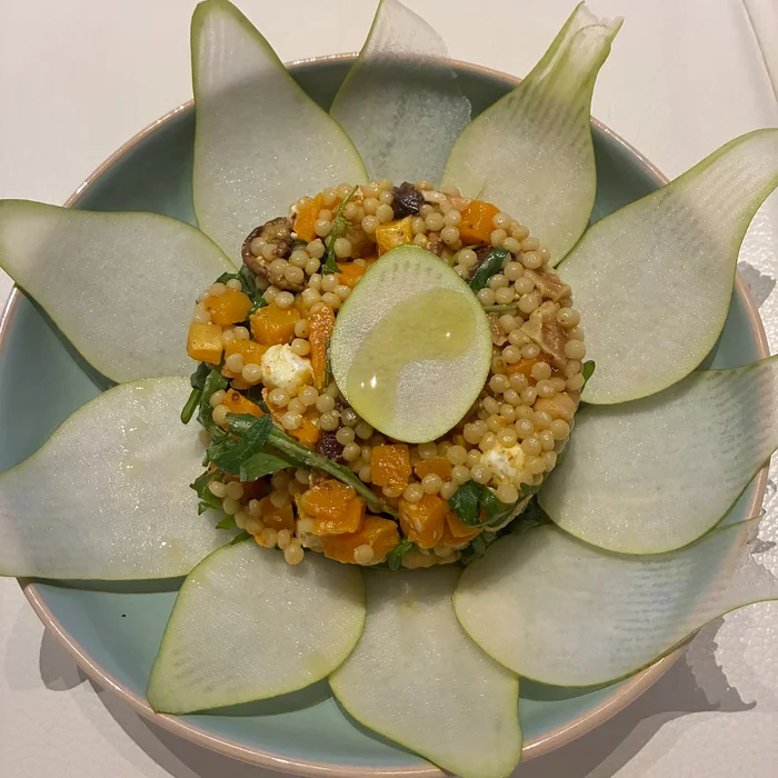 Parelcouscous met peer