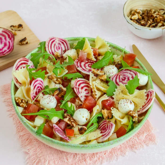 Pastasalade met chioggia biet