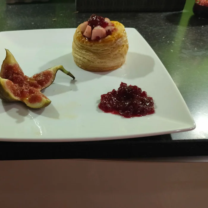 Videe met peer en cambozola