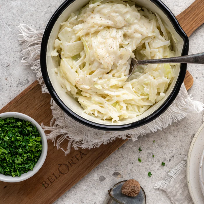 Witte kool met witte saus
