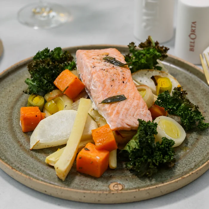 Zalm met wintergroenten