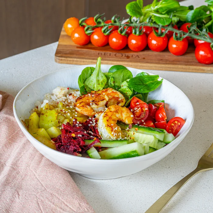 Pokébowl met paksoi en scampi