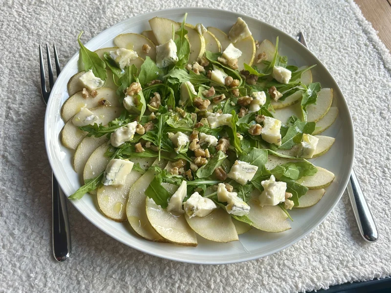 Carpaccio van peer en gorgonzola