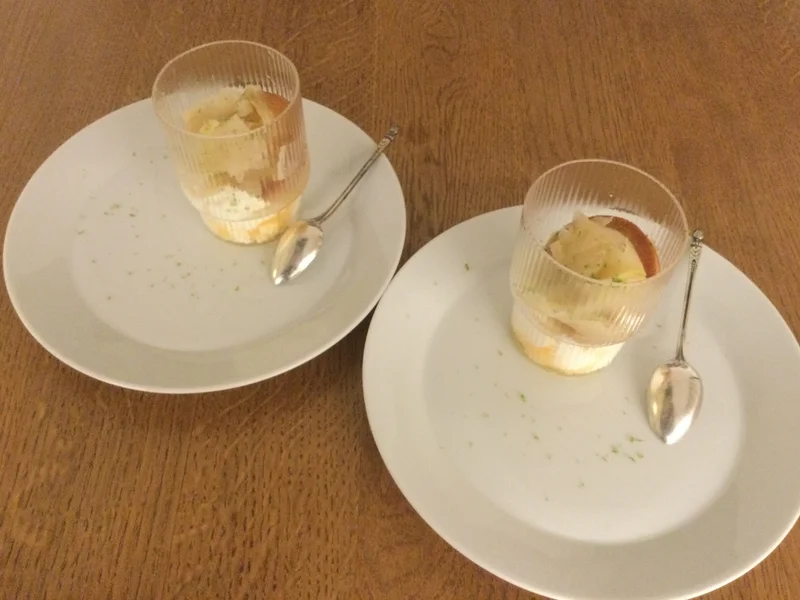 Griekse yoghurt met peer