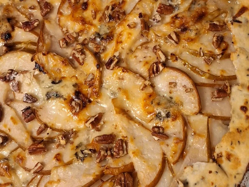 Perentaart met gorgonzola