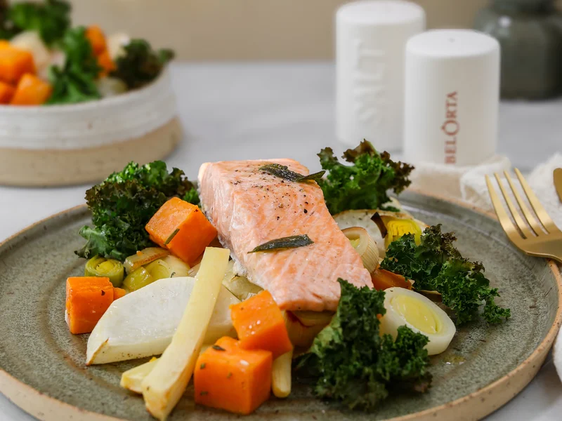 Zalm met wintergroenten